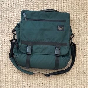 Vintage Eddie Bauer bag green great condition